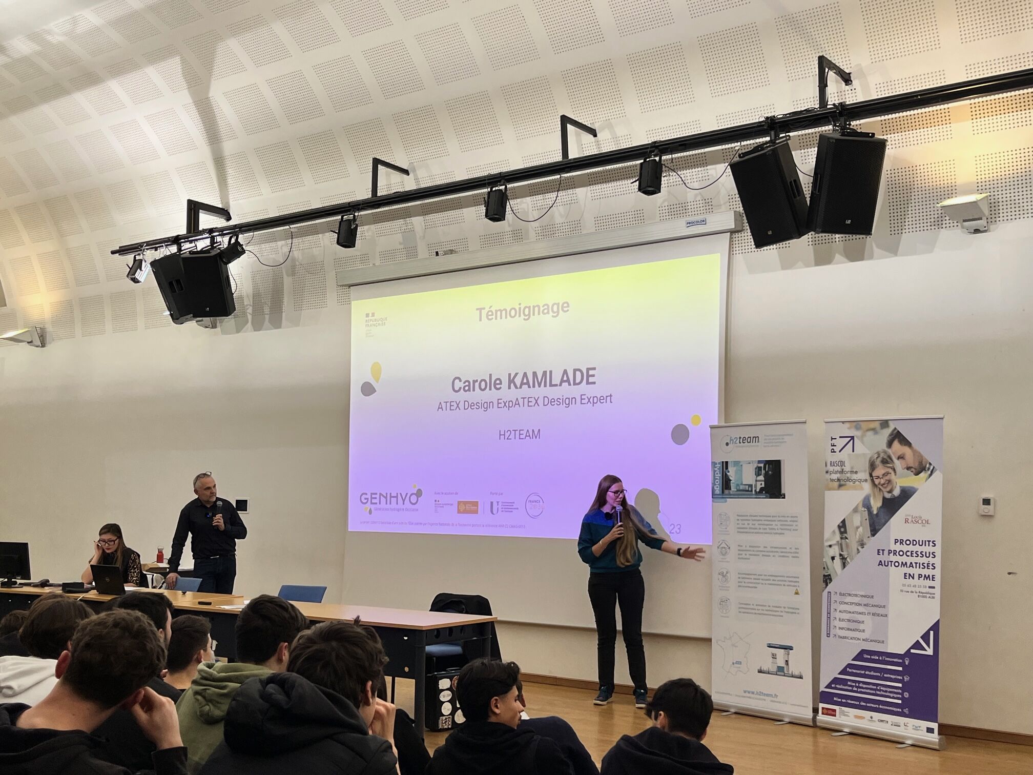 Public et intervenants à la conférence Hydrogène et métiers de demain